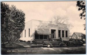 FORREST CITY, Arkansas  AR    CITY HALL  ca 1940s   Postcard