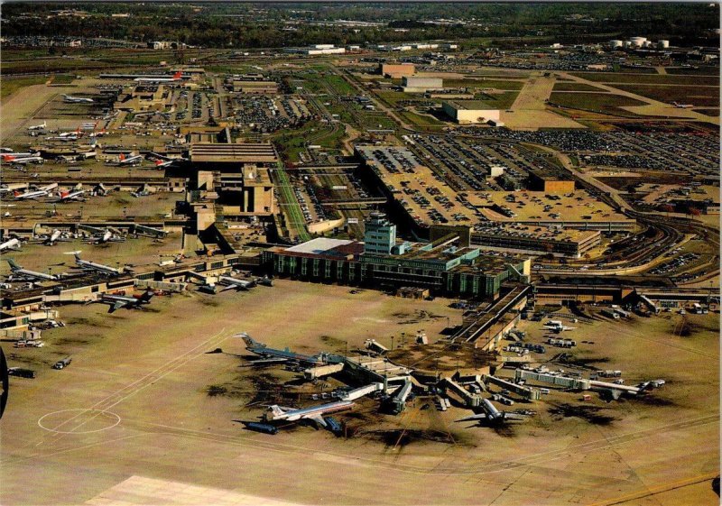 Detroit, MI Michigan  DETROIT METROPOLITAN AIRPORT Bird's Eye View  4X6 Postcard