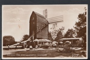 Sussex Postcard - Worthing, Old Mill, High Salvington. Posted 1950's - T6076