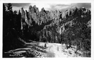 Black Hills South Dakota~Cathedral Spires~Unpaved Road Making U Turn~1940s RPPC