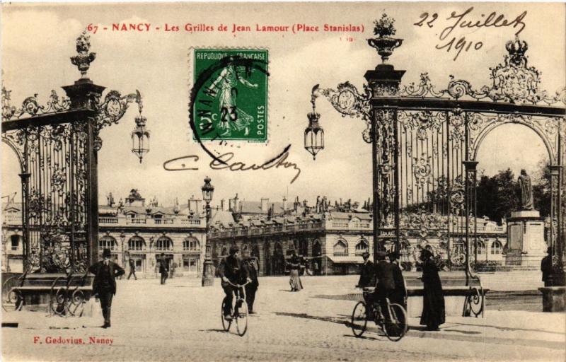 CPA  Nancy - Les Grilles de Jean Lamour - Place Stanislas  (484024)