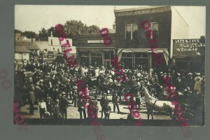 Wellman IA RPPC 1908 OLD SETTLERS DAY Main Street nr Iowa City MISSENT STAMP PM