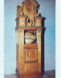 Unused Pre-1980 POSTCARD OF ANTIQUE CLOCK AT MUSEUM Spillville Iowa IA hr0418