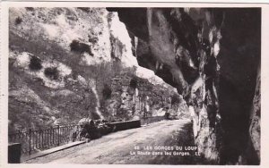 France Les Gorges du Loup La Route dans les Gorges Photo