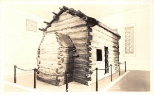 RPPC CABIN LINCOLN WAS BORN IN MEMORIAL KENTUCKY CLINE REAL PHOTO POSTCARD