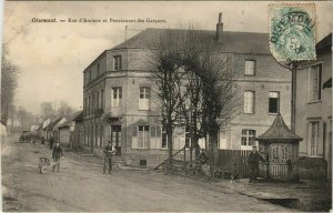 CPA OISEMONT Rue d'Amiens Pensionnat des Garcons (758107)