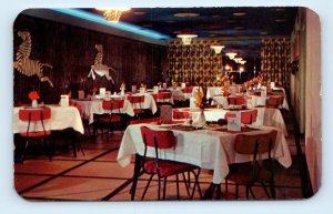 Golfs Restaurant interior SASKATOON Saskatchewan Canada Postcard