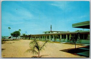 Vtg Clearwater Florida FL Bradford's Bay Terrace Apartment Motel View Postcard