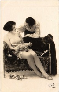 PC GENTLEMAN AND WOMAN REAL PHOTO EROTIC (a30949)