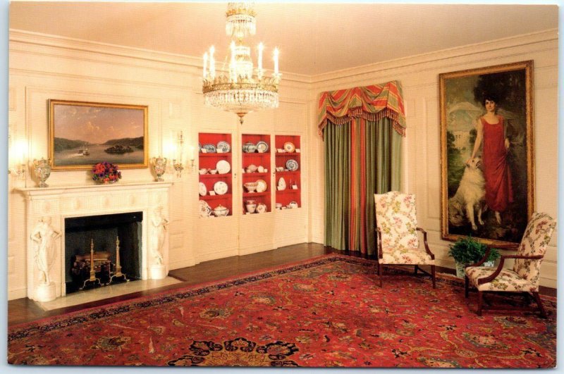 Exhibit cases in the China Room of The White House - Washington, D. C.