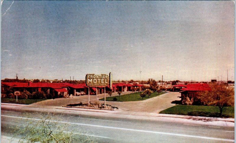 TUCSON, AZ Arizona    FRONTIER MOTEL   Hwy 80 & 89  c1950s  Roadside    Postcard