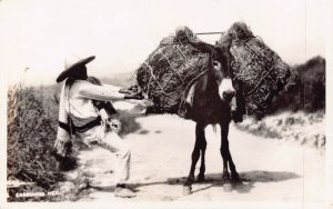 MEXICO~CARBONERO-INDIOS-FIRE WOOD COLLECTOR-VENDOR~1930s REAL PHOTO POSTCARD