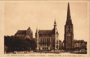 CPA Redon Eglise et l'Abside, Hotel de Ville et la Tour (1236736)