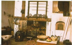 America  Postcard - Family Kitchen at Mount Vernon - Virginia   ZZ227