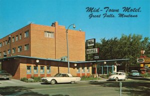 Volkswagen Thunderbird Cars Mid-Town Motel Great Falls Montana Postcard 2R3-526 