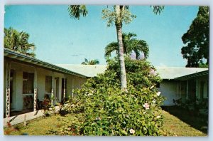 1978 Lake Worth Florida Postcard Mar-Tom Apartments 26 South E Street Building