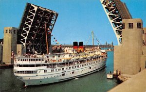 Chicago Bridge Building Excursion Boat Outer Drive Bridge Ferry Boat Ship 