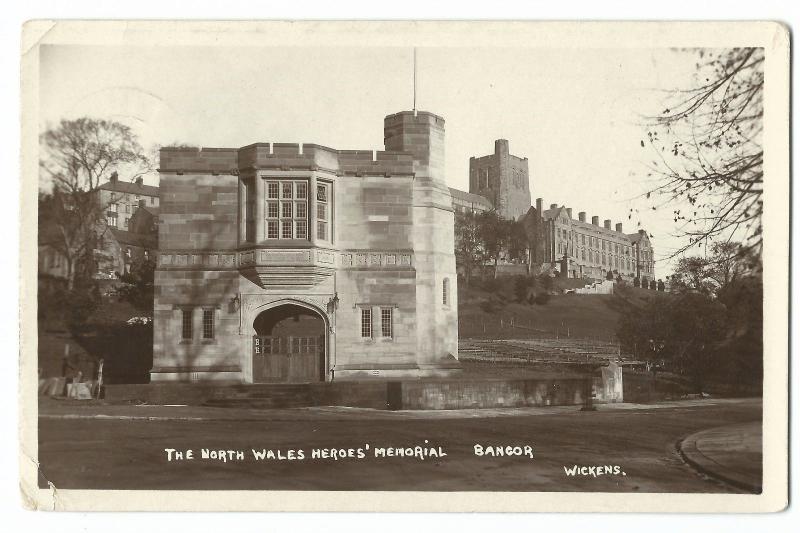 Scarce North Wales Heroes Memorial, Bangor RP PPC 1930 PMK by Wickens