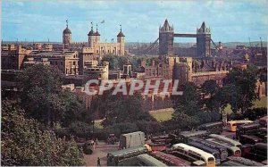 Postcard Modern Tower of London and Tower Bridge