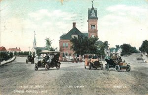 Grand Rapids Wisconsin 1st Street City Library Baker Street Postcard 24-7449