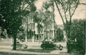Vtg Postcard 1930s - Trinity Church Street View w Cars - Columbia South Carolina