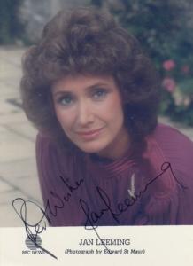 Jan Leeming Pebble Mill At One Big Breakfast Newsreader Hand Signed Photo