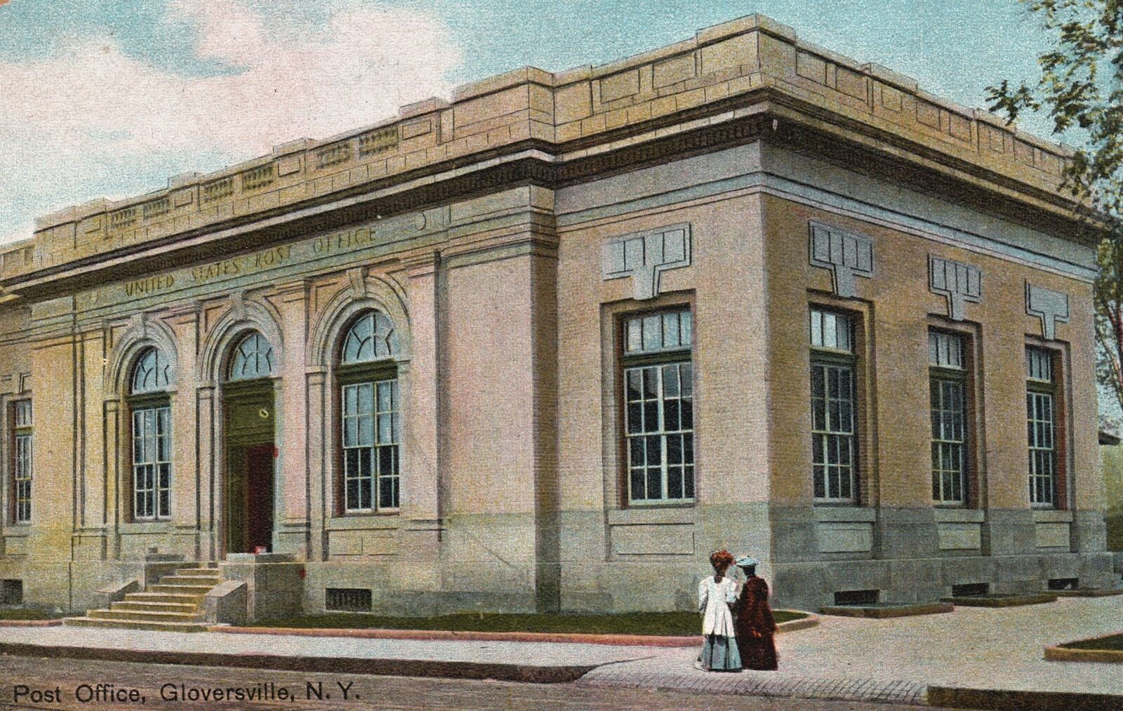 Vintage Postcard Front View Post Office Building Landmark Gloversville
