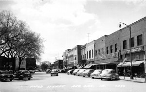 J49/ Red Oak Iowa RPPC Postcard c1950s Third Street Autos Stores  313