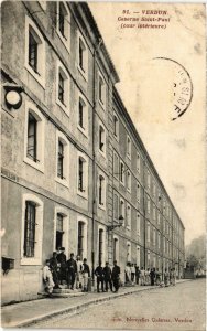 CPA Militaire Verdun - Caserne Saint-Paul (cour intérieure) (91041)