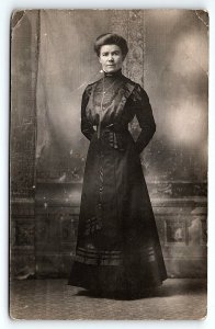 c1910 INWOOD IOWA WELL DRESSED LADY HANNAH SEVERTON RPPC POSTCARD P3664