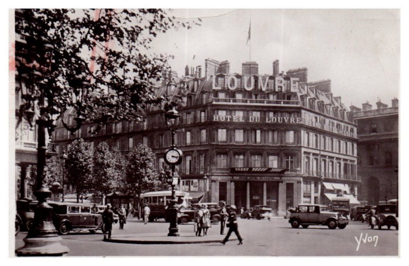 RPPC Postcard Grand Hotel du Louvre Paris Old Cars 1934