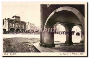 Old Postcard Bazas The arcades of the city & # 39hotel