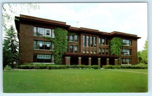 MT. PLEASANT, MI~ Grawn Science Hall CENTRAL MICHIGAN UNIVERSITY c1960s Postcard