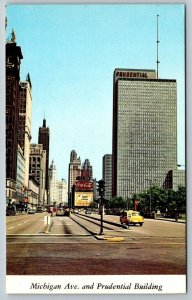 Chicago Illinois  Michigan Ave.  Postcard