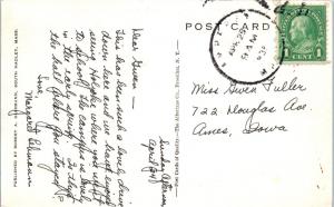 SOUTH HADLEY, MA Massachusetts  MT HOLYOKE COLLEGE    1938      Postcard