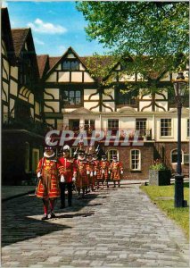 'Postcard Modern Tower of London Yeomen Warders on Church Parade Moving off Q...