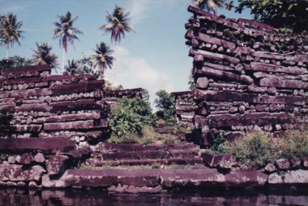 Micronesia Pohnpei Cliff Scene Scene Along Seashore