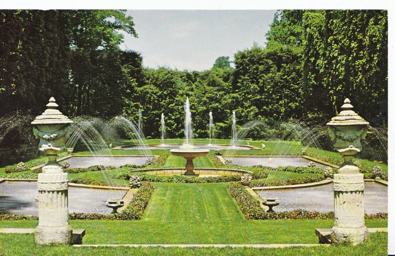 America Postcard - Longwood Gardens - Kennett Square - Pennsylvania    SL161