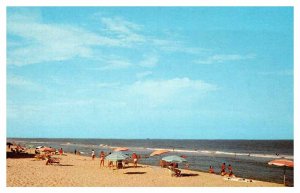 Postcard BEACH SCENE Ocean City Maryland MD AS1008