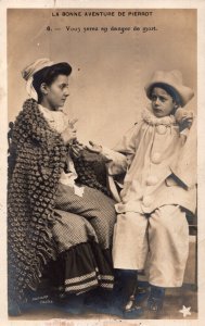 Clown Pierrot La Bonne Aventure De Pierrot Vintage RPPC 03.77