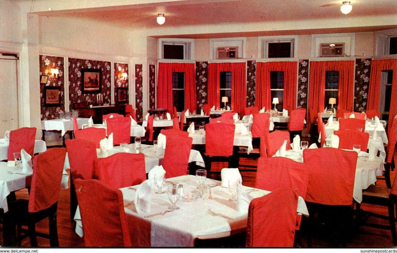 Pennsylvania Coatesville Coach & Four Inn Dining Room