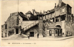CPA Honfleur La Lieutenance FRANCE (1286001)