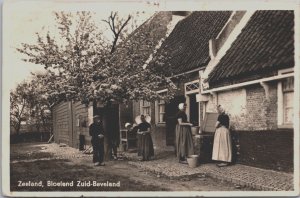 Netherlands Zeeland Bloeiend Zuid Beveland Vintage RPPC C175