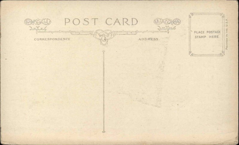 WWI US Propaganda Soldier w/ Gas Mask Bernhardt Wall c1918 Postcard