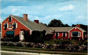 PUTNAM PANTRY CANDIES, U. S. Route 1, Danvers, Postcard