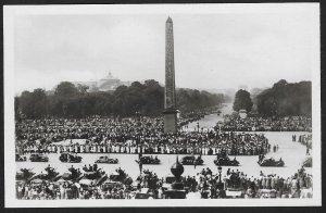 Liberation of Paris Parade of Cars & Crowd of People RPPC Unused c1940s