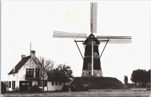 Netherlands Gerwen Molen Windmill Vintage RPPC 09.38