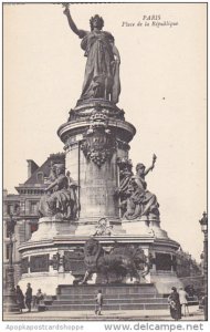 France Paris Place de la Republique