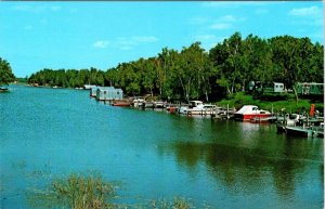 Baudette, MN Minnesota  WABANICA BAY Trailers~Boats LAKE OF THE WOODS  Postcard