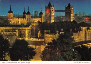 uk35573 tower of london and tower bridge uk lot 2 uk